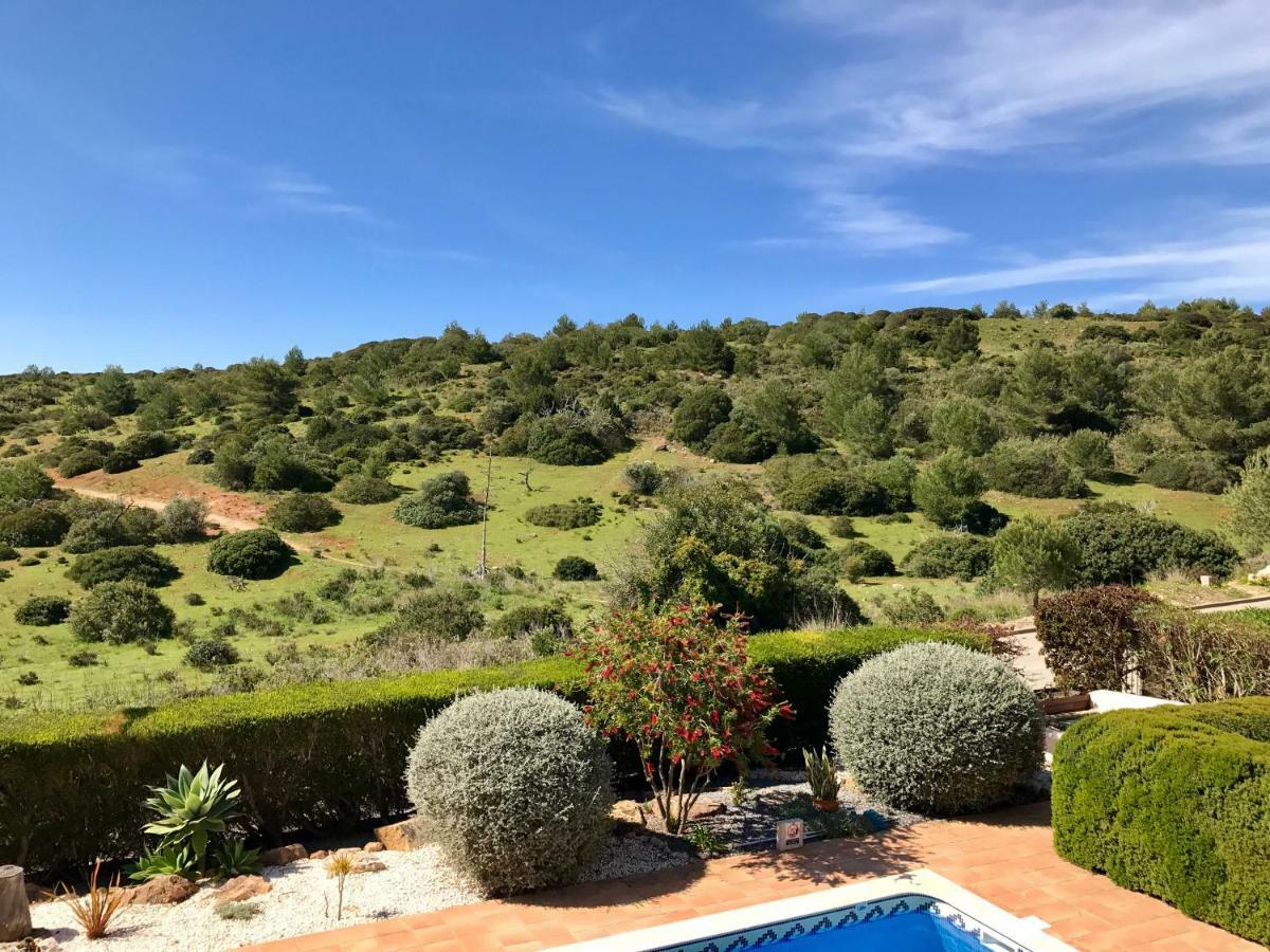 Lovely Burgau Villa Just 3 Mins Walk From Beach Буденш Экстерьер фото