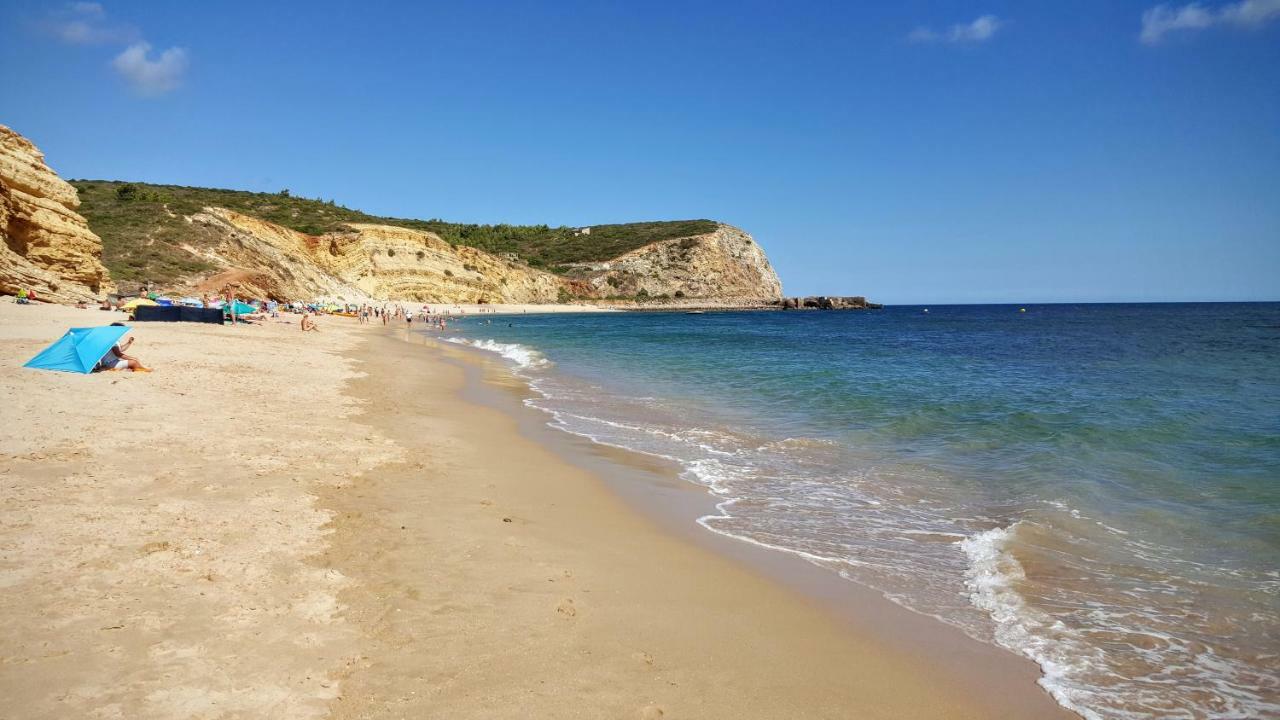 Lovely Burgau Villa Just 3 Mins Walk From Beach Буденш Экстерьер фото